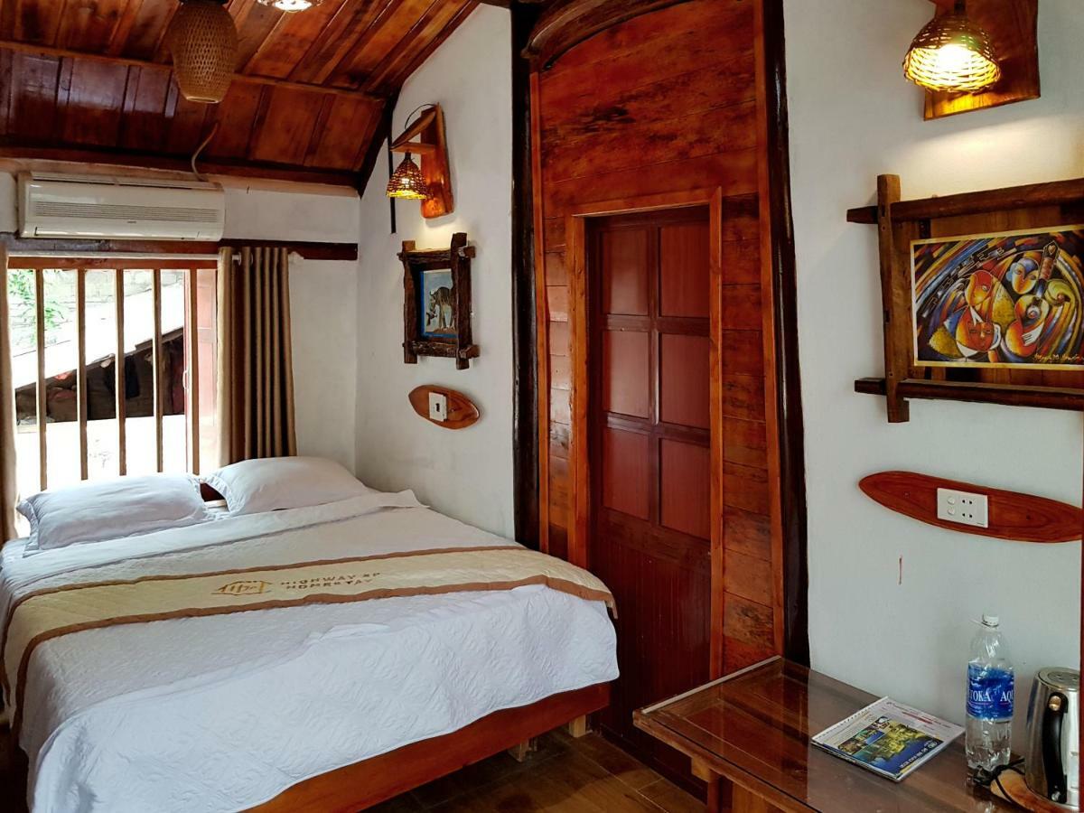 Highway 20 Homestay Phong Nha Bagian luar foto